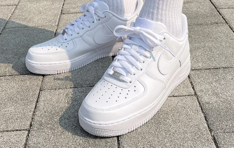 나이키 에어 포스 1 07 로우 화이트 올백